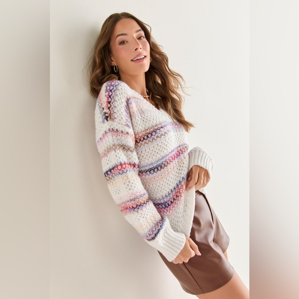 Francesca's Collections Multicolor Pullover V-Nec… - image 2